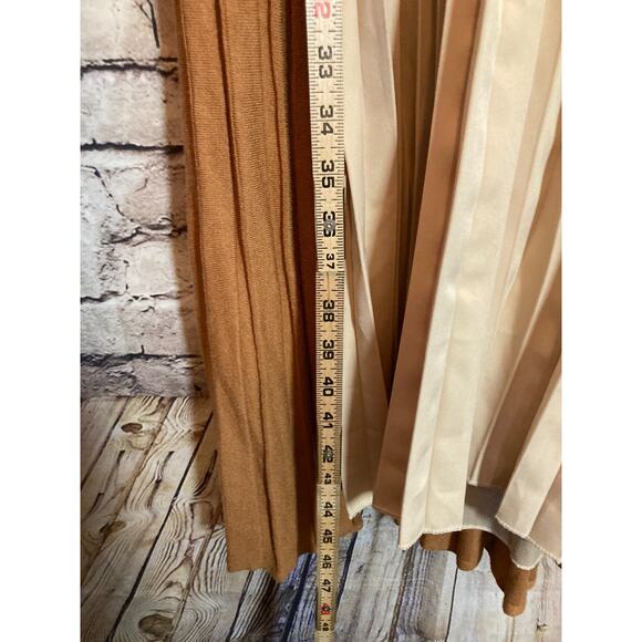 Chicwish Front Pleats Splicing Dress Womens Large Copper & Cream Pleated Layered - Picture 10 of 14